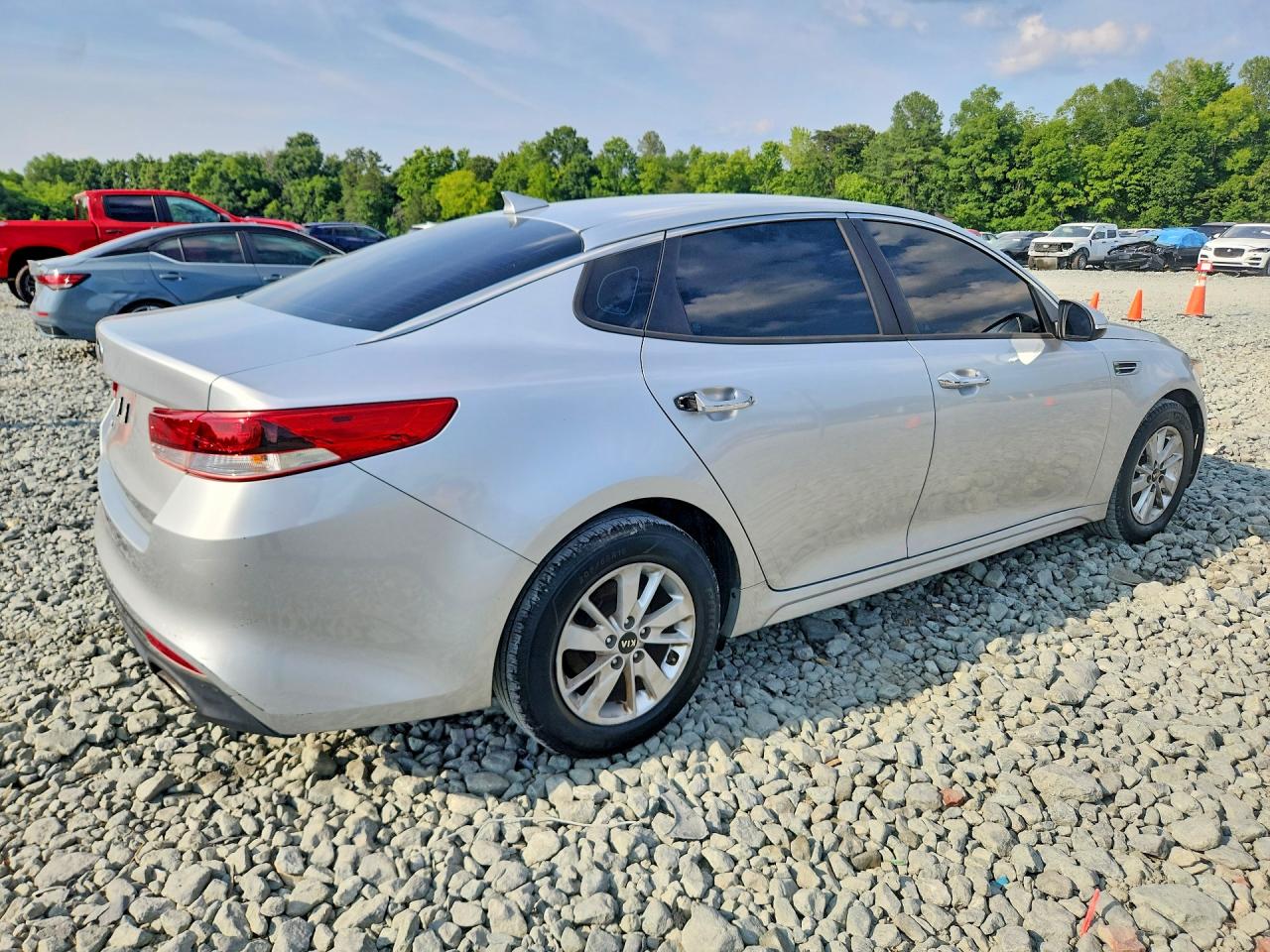 2016 KIA OPTIMA GL