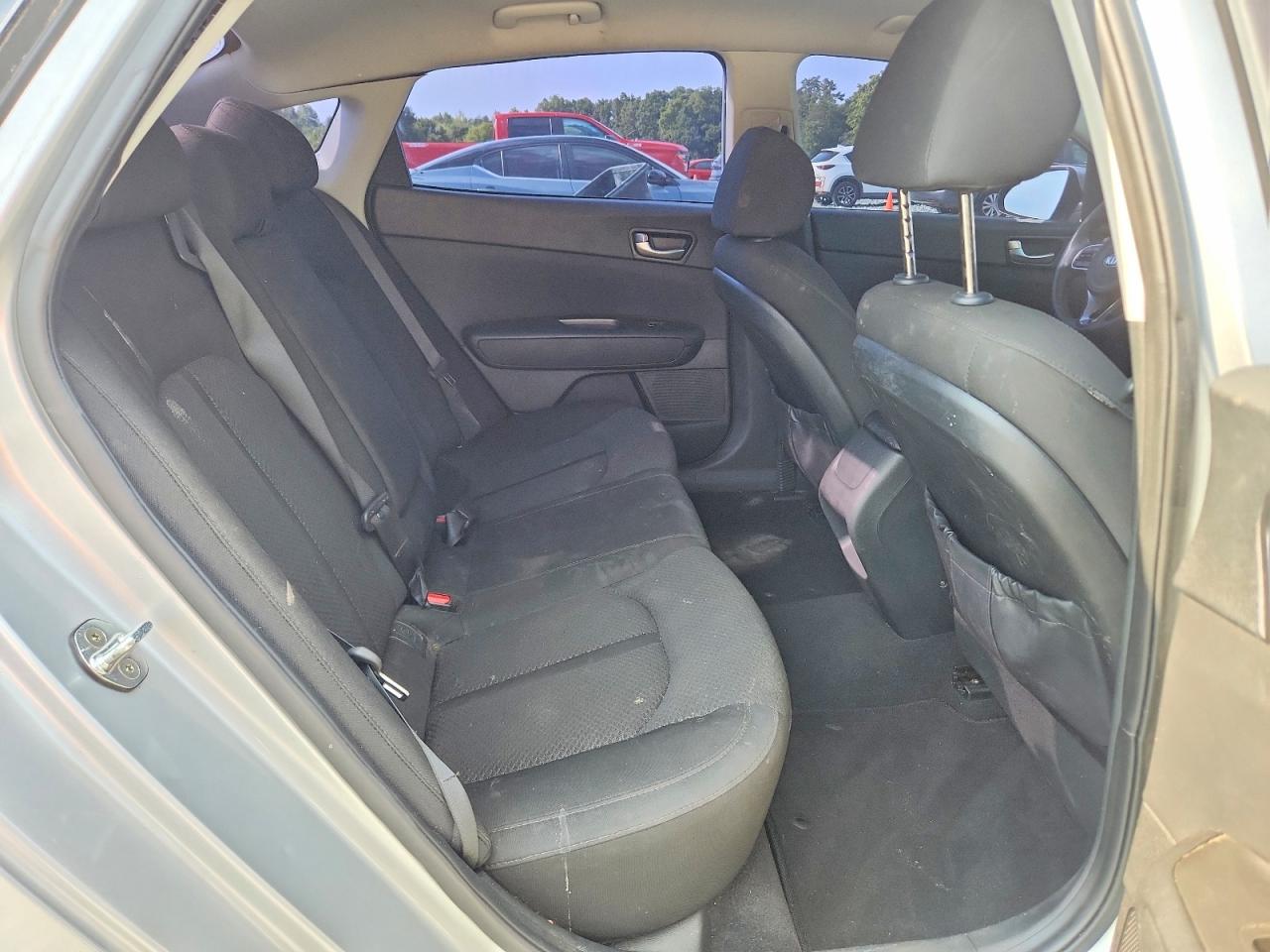 2016 KIA OPTIMA GL