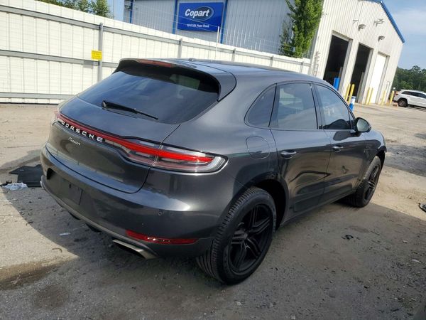 2021 PORSCHE MACAN Base