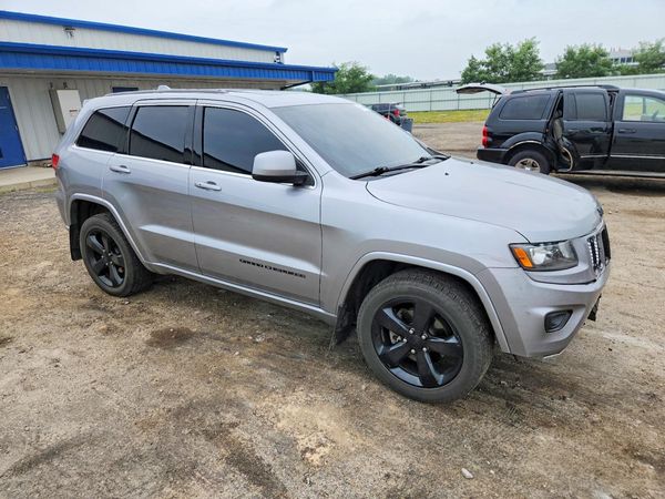 2015 JEEP GRAND CHEROKEE LAREDO 4X4