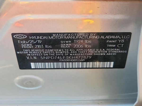 2019 HYUNDAI ELANTRA SE