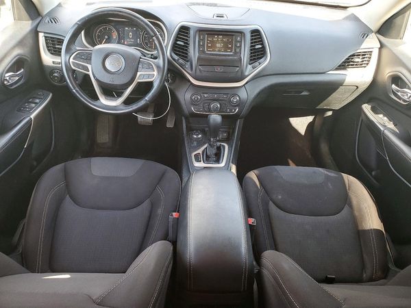 2017 JEEP CHEROKEE LATITUDE 4X4
