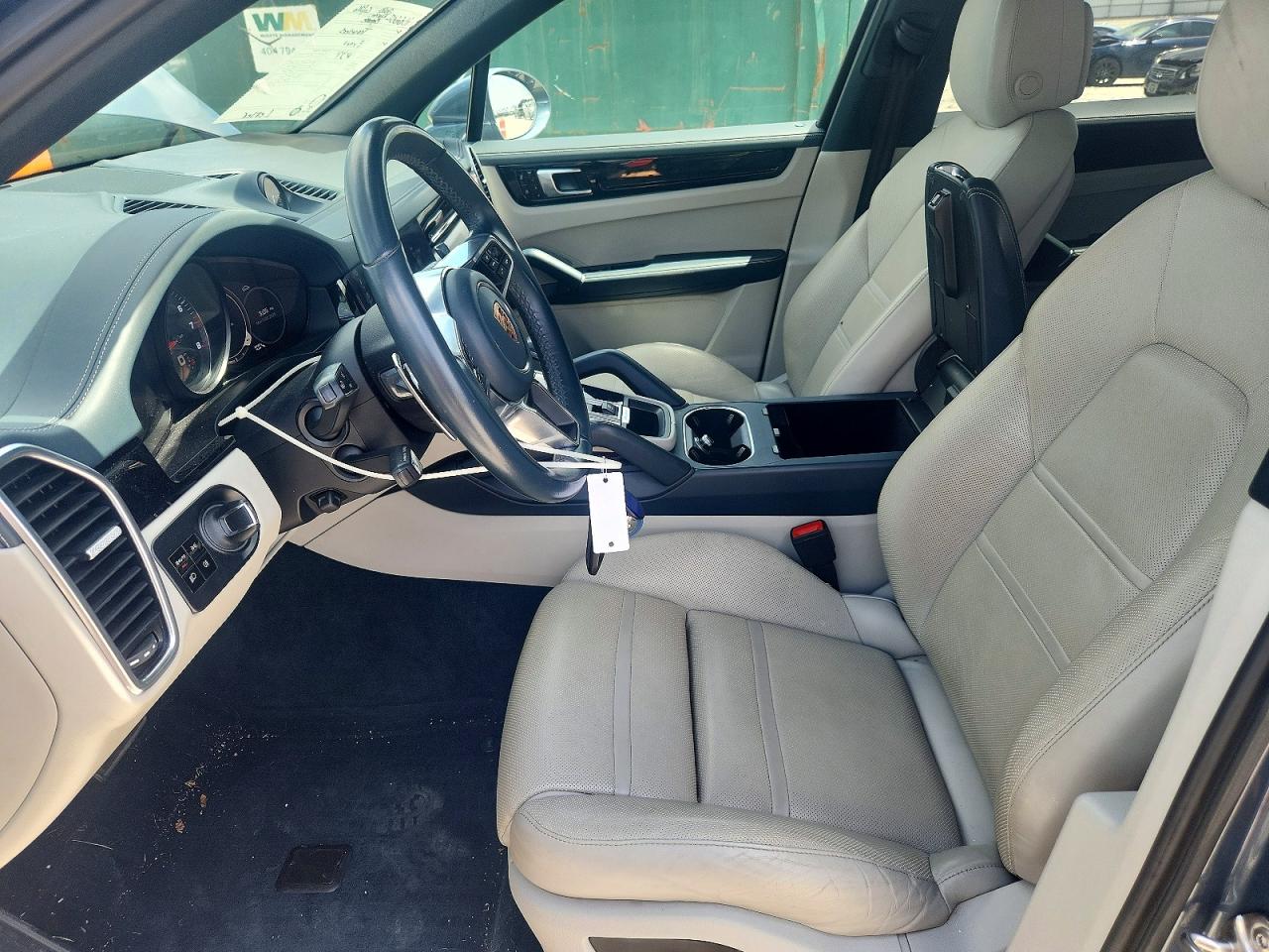 2020 PORSCHE CAYENNE S