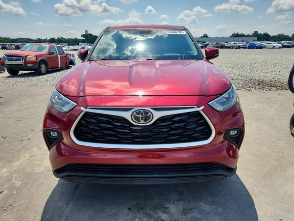 2020 TOYOTA HIGHLANDER LE