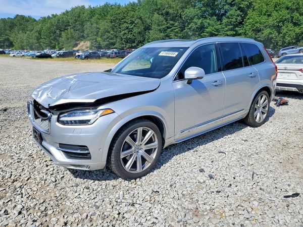 2017 VOLVO XC90