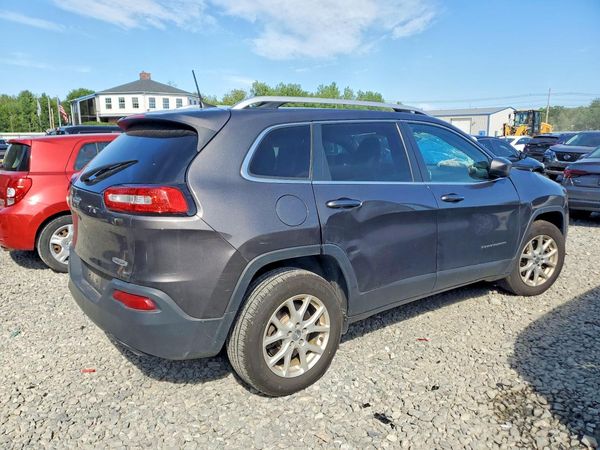 2018 JEEP CHEROKEE LATITUDE PLUS 4X4