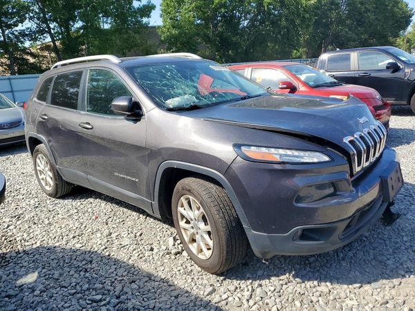 2018 JEEP CHEROKEE LATITUDE PLUS 4X4