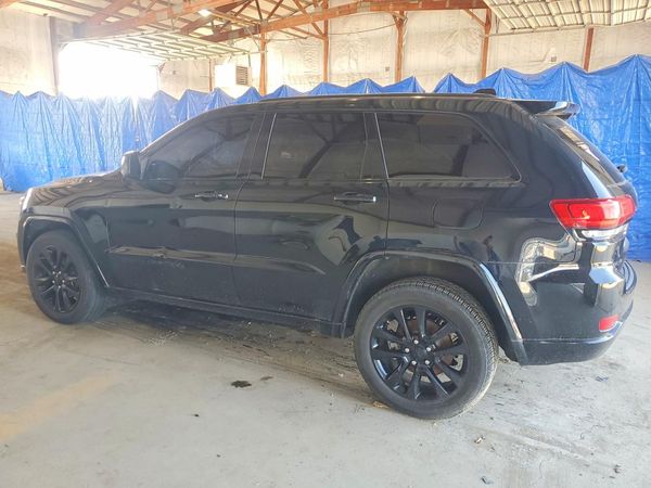 2018 JEEP GRAND CHEROKEE LAREDO 4X4