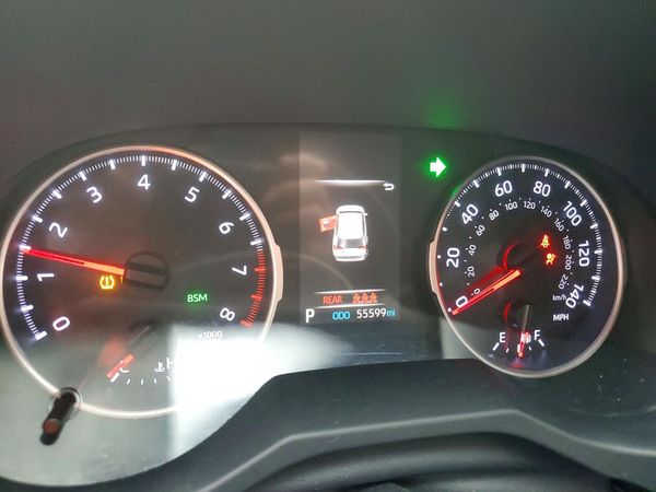 2020 TOYOTA RAV4 XLE