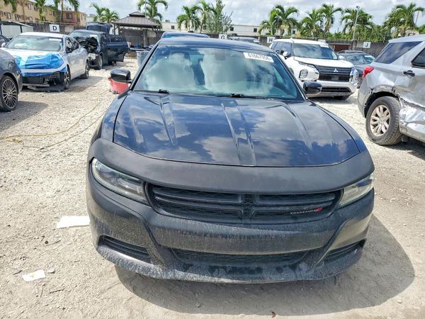 2015 DODGE CHARGER SXT