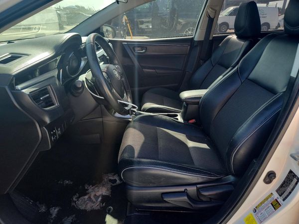 2015 TOYOTA COROLLA
