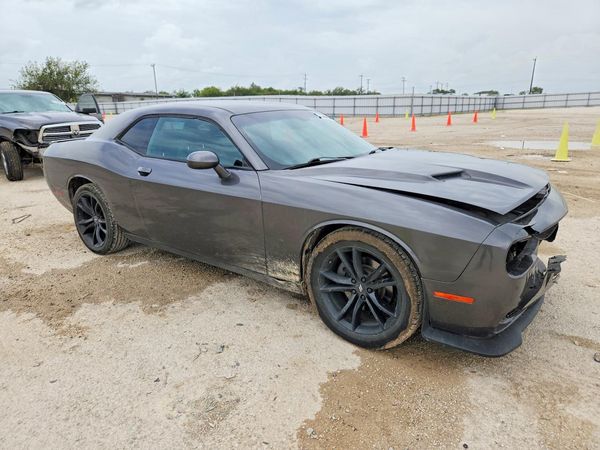 2016 DODGE CHALLENGER SXT Plus