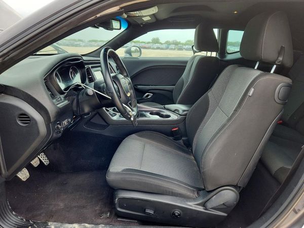 2016 DODGE CHALLENGER SXT Plus