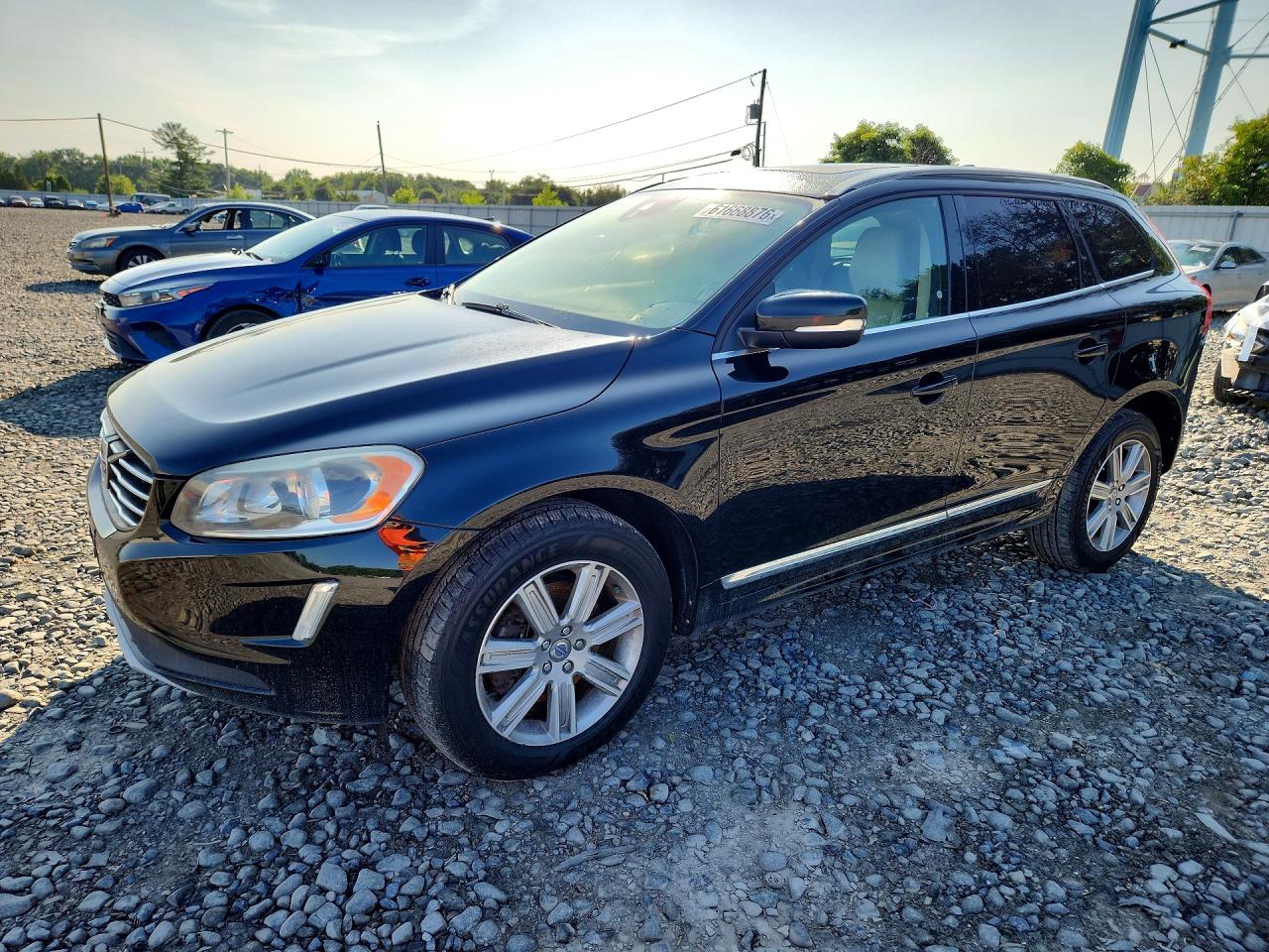 2016 VOLVO XC60