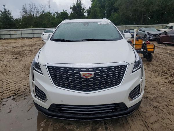 2025 CADILLAC XT5 Luxury