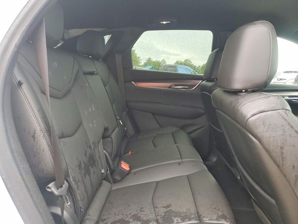 2025 CADILLAC XT5 Luxury