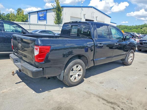 2018 NISSAN TITAN