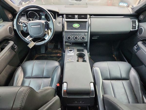 2020 LAND ROVER DISCOVERY SE