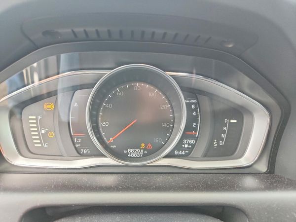 2017 VOLVO XC60 Dynamic