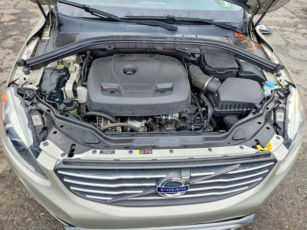 2017 VOLVO XC60 Dynamic