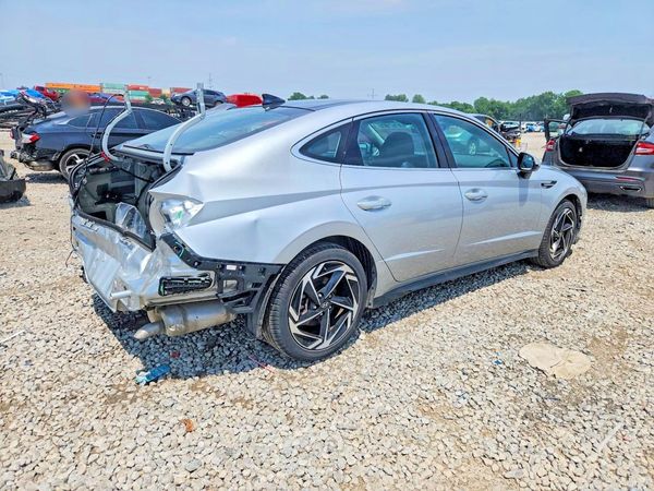 2024 HYUNDAI SONATA