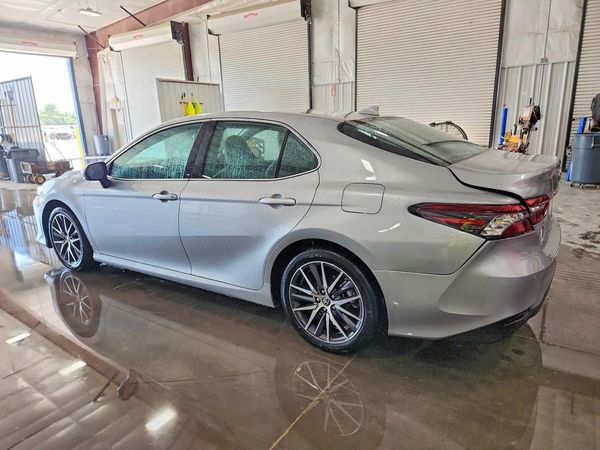 2023 TOYOTA CAMRY