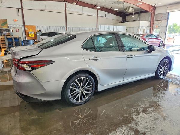 2023 TOYOTA CAMRY