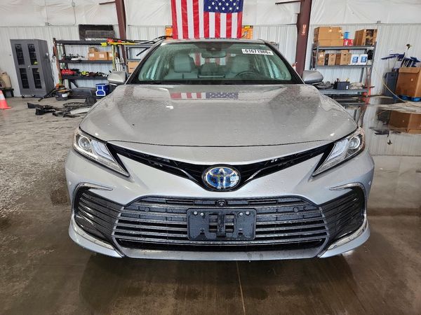 2023 TOYOTA CAMRY