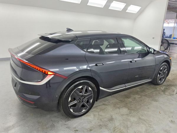 2025 KIA EV6
