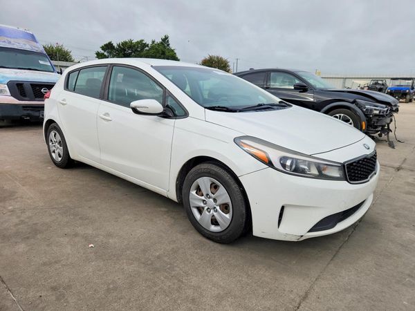 2017 KIA FORTE LX