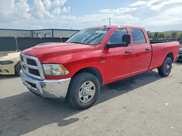 2016 RAM 2500 ST — Front 3/4