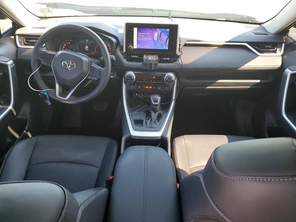 2025 TOYOTA RAV4