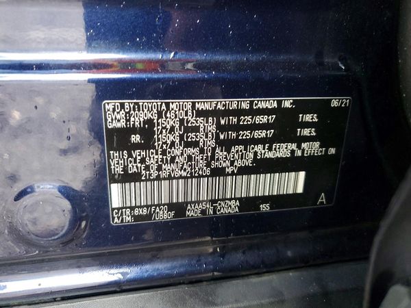 2021 TOYOTA RAV4 XLE