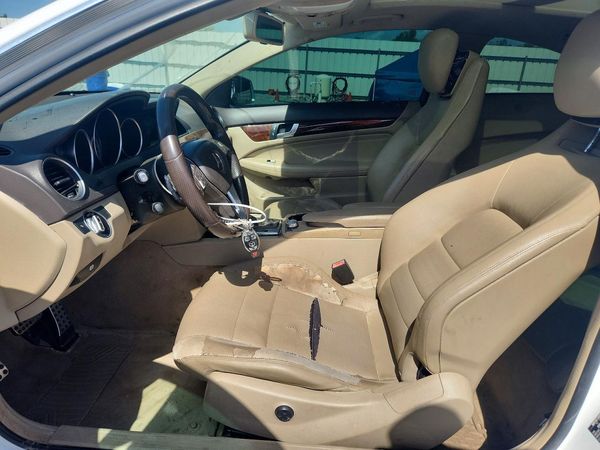 2015 MERCEDES-BENZ C