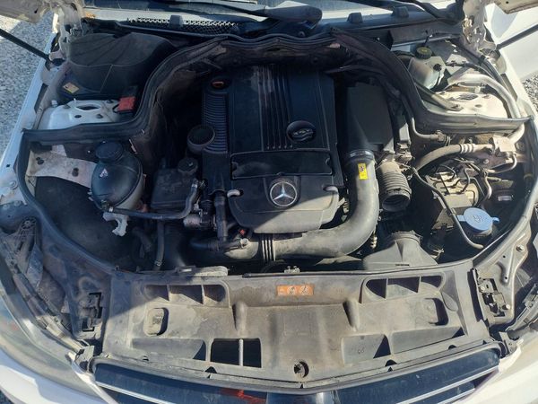2015 MERCEDES-BENZ C
