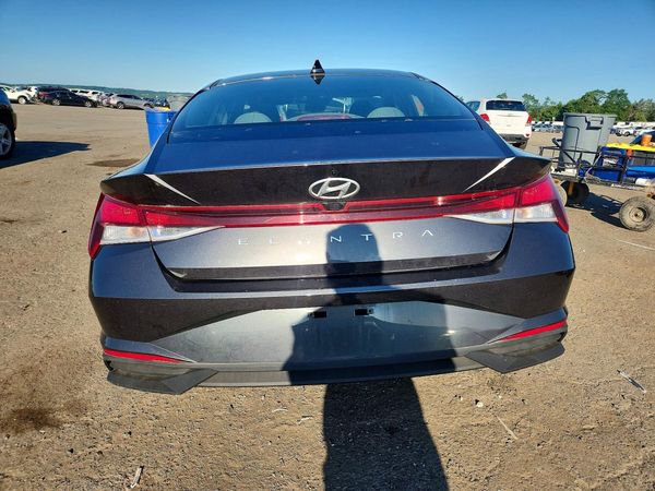 2022 HYUNDAI ELANTRA SEL
