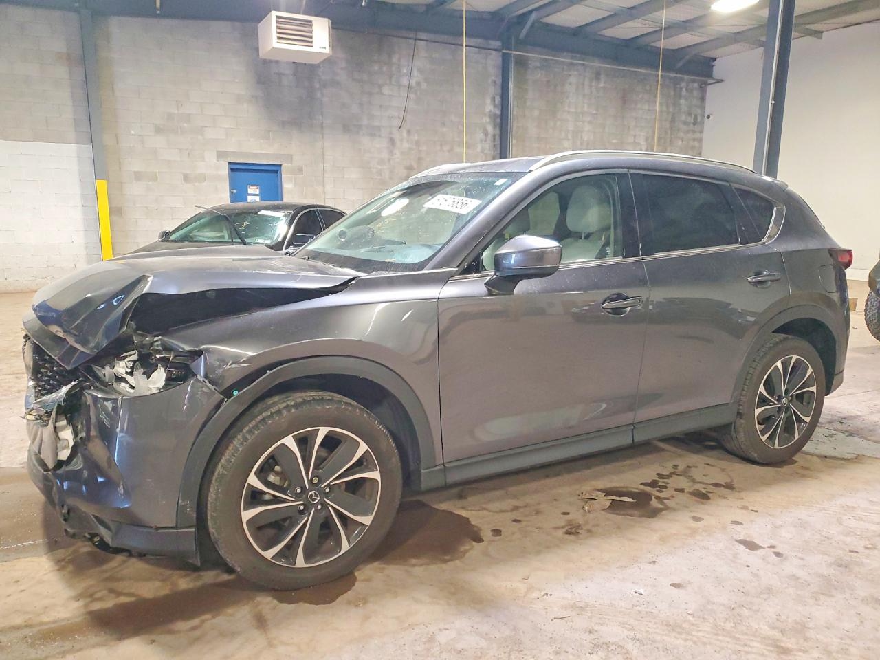 2023 MAZDA CX-5 Premium Plus Package