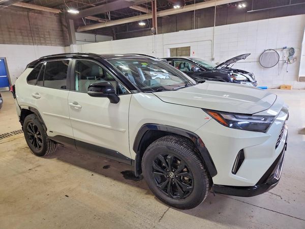 2022 TOYOTA RAV4