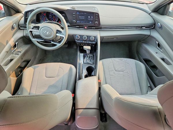 2021 HYUNDAI ELANTRA