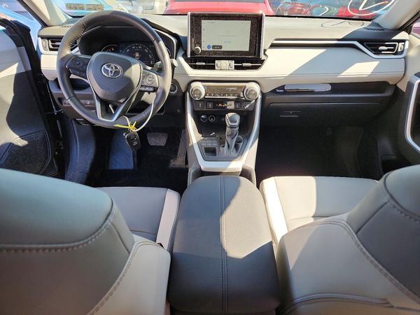 2025 TOYOTA RAV4