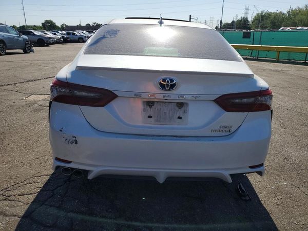 2022 TOYOTA CAMRY XSE