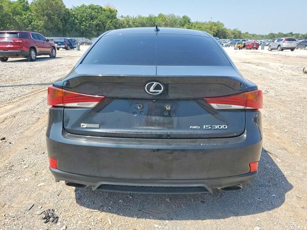 2017 LEXUS IS