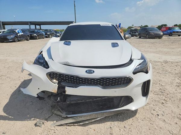 2020 KIA STINGER GT