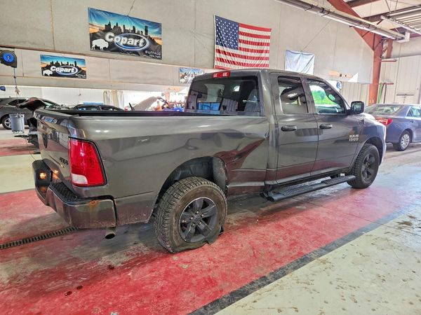2017 RAM 1500 ST