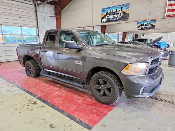 2017 RAM 1500 ST