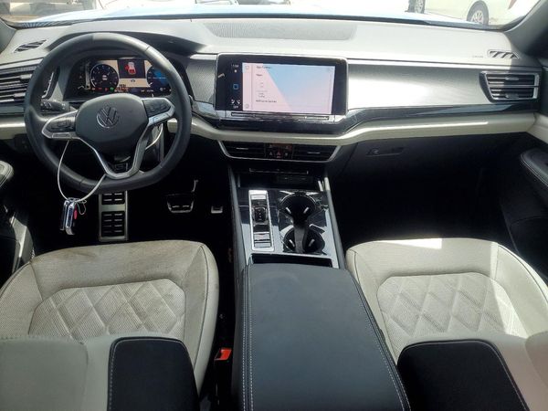 2024 VOLKSWAGEN ATLAS CROSS SPORT