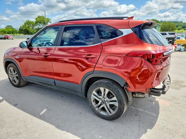 2021 KIA SELTOS S
