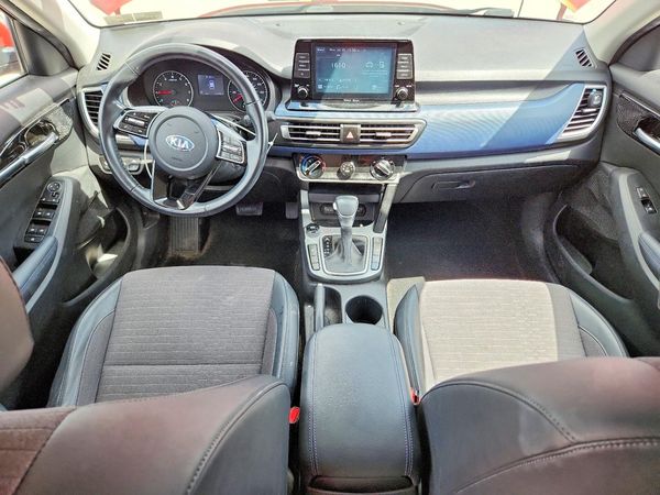 2021 KIA SELTOS S