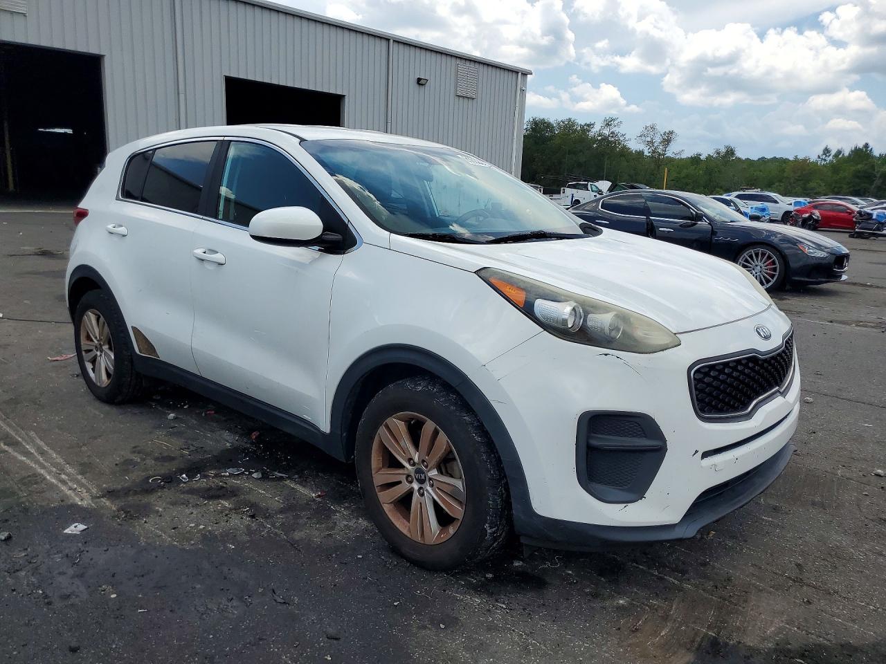 2017 KIA SPORTAGE LX