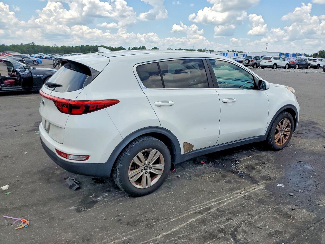 2017 KIA SPORTAGE LX